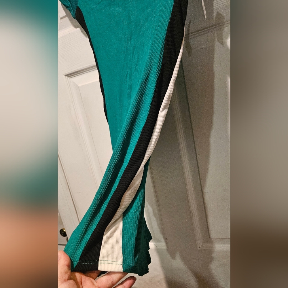 CHARLOTTE RUSSE DRESS - Picture 2 of 3